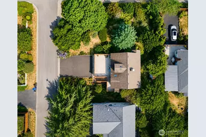 11711 82nd Avenue S, Seattle, WA 98178 - Photo 17