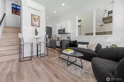 6723 Carleton Avenue S #B, Seattle, WA 98108 - Photo 3