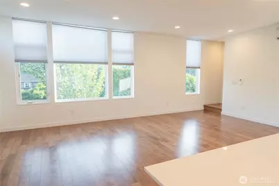 2614 SW Genesee Street, Seattle, WA 98126 - Photo 9