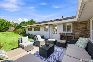 9810 Vineyard Crest, Bellevue, WA 98004 - Photo 27