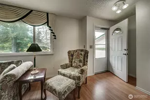 7085 Thebes St NE, Bremerton, WA 98311 - Photo 9