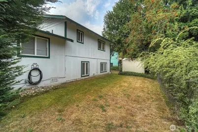 7085 Thebes Street NE, Bremerton, WA 98311 - Photo 31