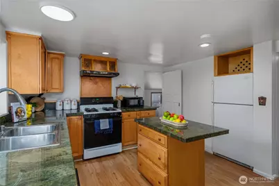 5138 S Myrtle Street, Seattle, WA 98118 - Photo 11