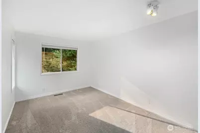 12138 NE 166th Place, Bothell, WA 98011 - Photo 23