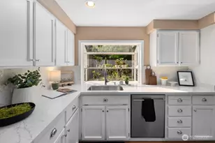 12138 NE 166th Pl, Bothell, WA 98011 - Photo 13