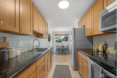 3711 26th Place W #105, Seattle, WA 98199 - Photo 9