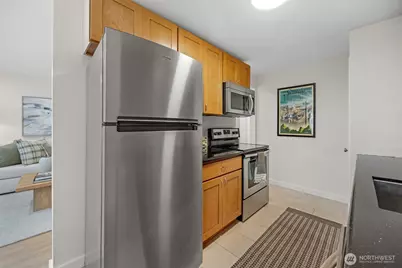 3711 26th Place W #105, Seattle, WA 98199 - Photo 7