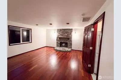 12531 81st Place NE, Kirkland, WA 98034 - Photo 3