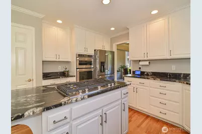 1919 243rd Place SE, Bothell, WA 98021 - Photo 13