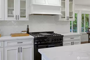 9610 61st St NW, Gig Harbor, WA 98335 - Photo 17