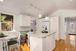12619 SE 75th St, Newcastle, WA 98056 - Photo 13