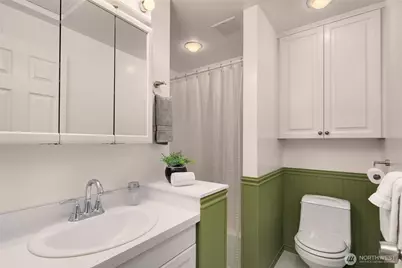 12619 SE 75th Street, Newcastle, WA 98056 - Photo 15