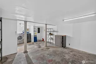 8121 11th Ave SW, Seattle, WA 98106 - Photo 23