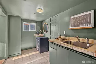 8121 11th Ave SW, Seattle, WA 98106 - Photo 19