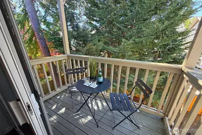 12527 27th Avenue NE #D, Seattle, WA 98125 - Photo 29