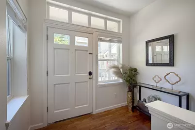 12527 27th Avenue NE #D, Seattle, WA 98125 - Photo 3