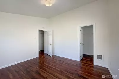 12527 27th Avenue NE #D, Seattle, WA 98125 - Photo 21
