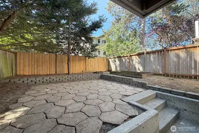 12527 27th Avenue NE #D, Seattle, WA 98125 - Photo 33