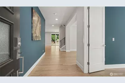 7226 NE 129th Street, Kirkland, WA 98034 - Photo 5