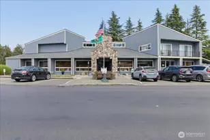 863 NE Saturn Ln, Bremerton, WA 98311 - Photo 21