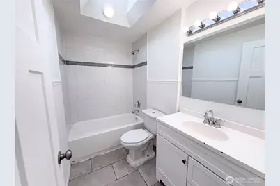 712 141st Street E, Tacoma, WA 98445 - Photo 15