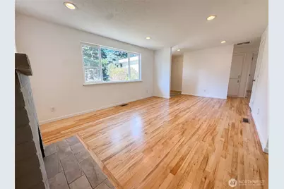 712 141st Street E, Tacoma, WA 98445 - Photo 7