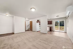 7515 100th St NE, Marysville, WA 98270 - Photo 5