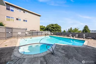 3601 24th Ave W, Seattle, WA 98199 - Photo 23