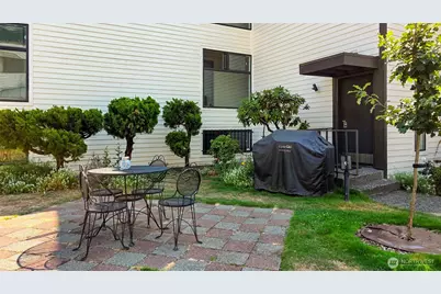 3601 24th Avenue W #207, Seattle, WA 98199 - Photo 29