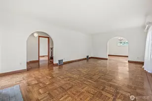 4208 51st Ave NE, Seattle, WA 98105 - Photo 5
