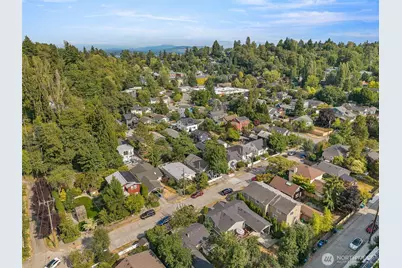 520 30th Avenue E, Seattle, WA 98112 - Photo 31