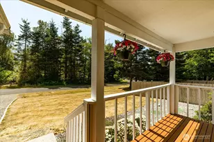 1235 Russell Dr, Coupeville, WA 98239 - Photo 3