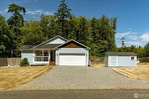 1235 Russell Dr, Coupeville, WA 98239 - Photo 1