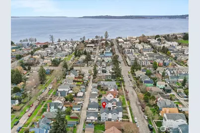 3239 61st Avenue SW #B, Seattle, WA 98116 - Photo 3