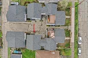 3239 61st Ave SW, Seattle, WA 98116 - Photo 5