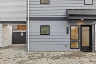 3239 61st Ave SW, Seattle, WA 98116 - Photo 13