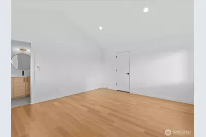 3239 61st Avenue SW #B, Seattle, WA 98116 - Photo 29