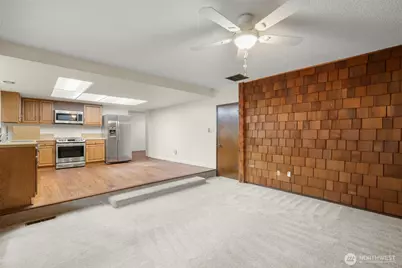 16905 150th Avenue SE, Renton, WA 98058 - Photo 13