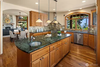 6563 170th Place SE, Bellevue, WA 98006 - Photo 5