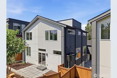 1407 29th Avenue, Seattle, WA 98122 - Photo 1