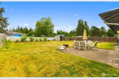 822 Walker Avenue, Oak Harbor, WA 98277 - Photo 7
