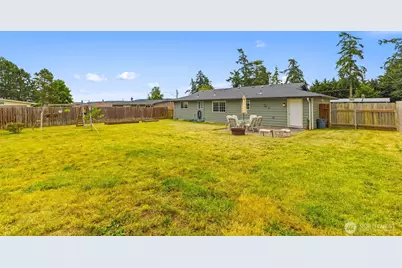 822 Walker Avenue, Oak Harbor, WA 98277 - Photo 27