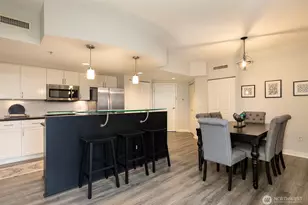 2929 1st Ave, Seattle, WA 98121 - Photo 11