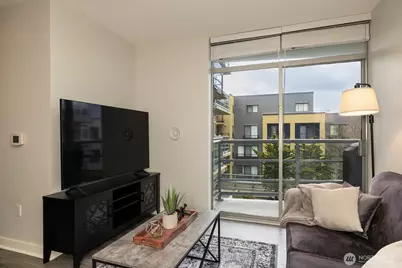 2929 1st Avenue #313, Seattle, WA 98121 - Photo 5