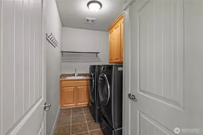 1313 24th Avenue Ct SW, Puyallup, WA 98374 - Photo 27
