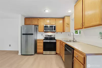 25950 NW Circle Drive S, Poulsbo, WA 98370 - Photo 9