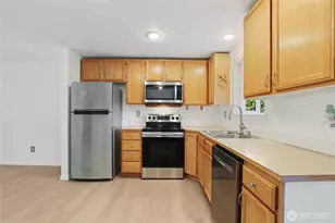 25950 NW Circle Dr S, Poulsbo, WA 98370 - Photo 9