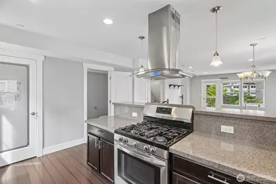 14403 34th Lane S, Tukwila, WA 98168 - Photo 17