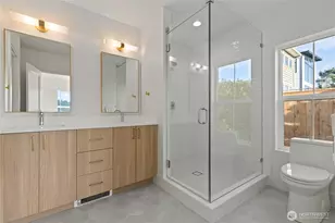 3245 13th Ave W, Seattle, WA 98119 - Photo 17