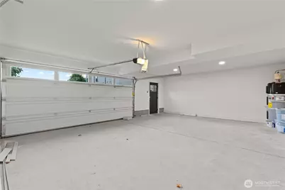 3245 13th Avenue W, Seattle, WA 98119 - Photo 23